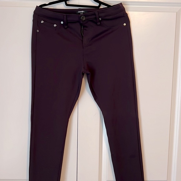 Plum colored jeggings - Picture 2 of 2